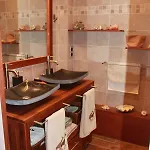Alojamento de Acomodação e Pequeno-almoço La Topi Antibes